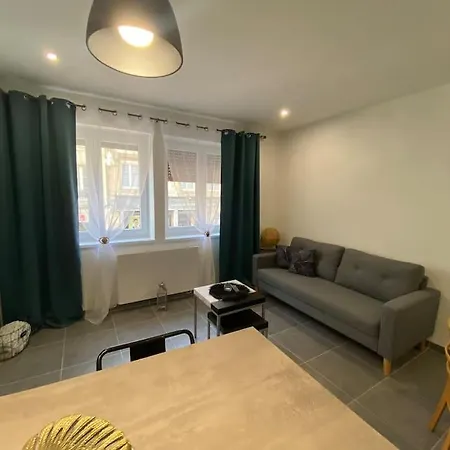Place Du Bonheur Bel F2 Apartament *